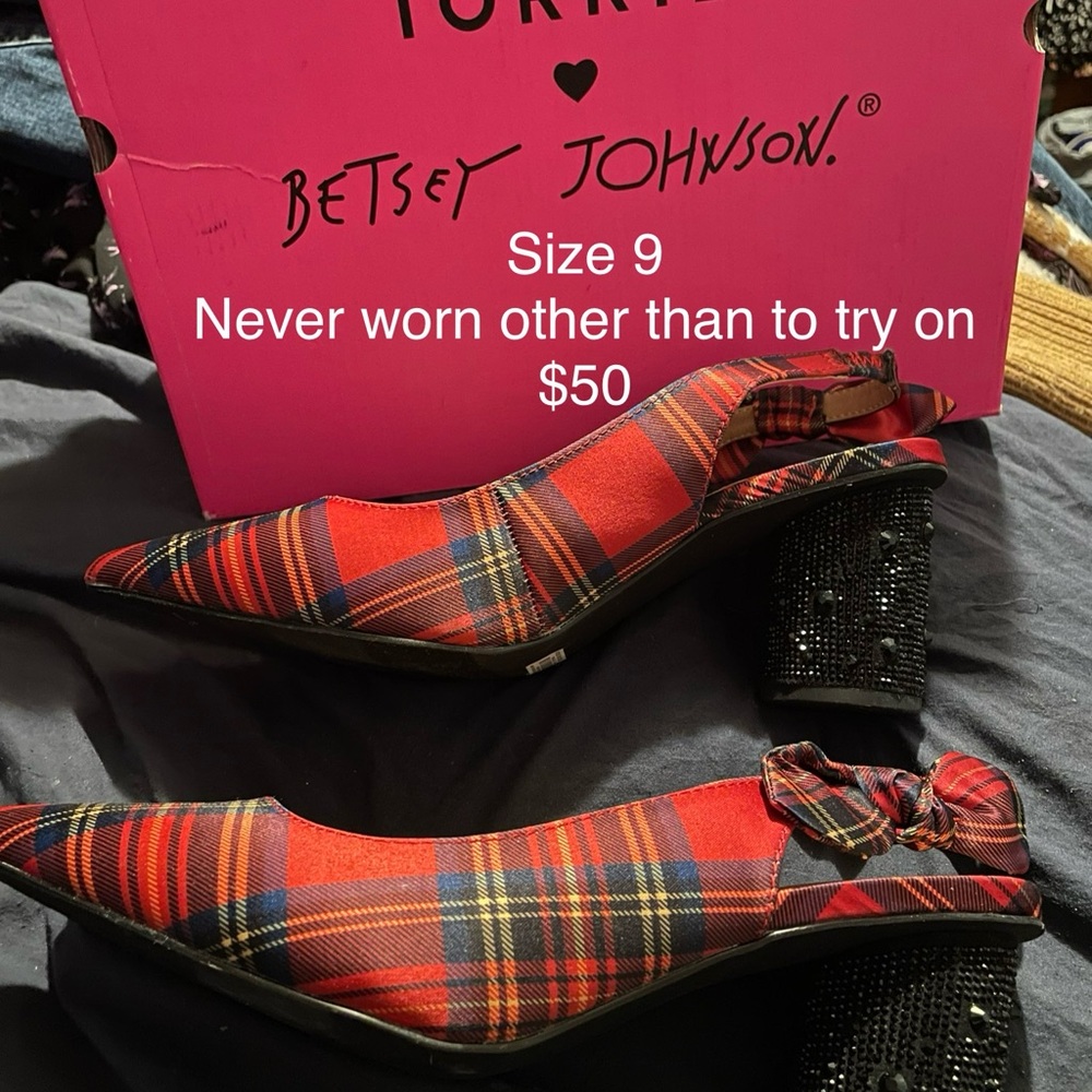 Betsy Johnson holiday plaid heels